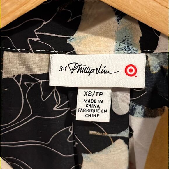 3.1 Phillip Lim for Target Floral Lightweight Button Down Shirt - Picture 5 of 9
